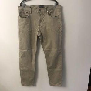 Lucky Brand men’s khaki shorts size 38